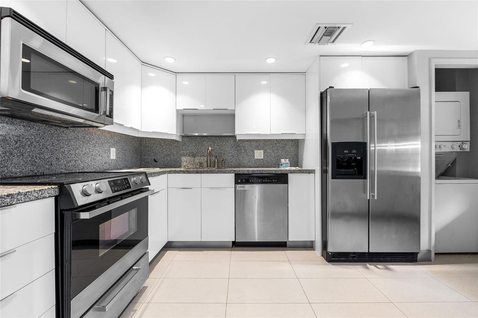 535 Oaks Drive 508 — photo 6