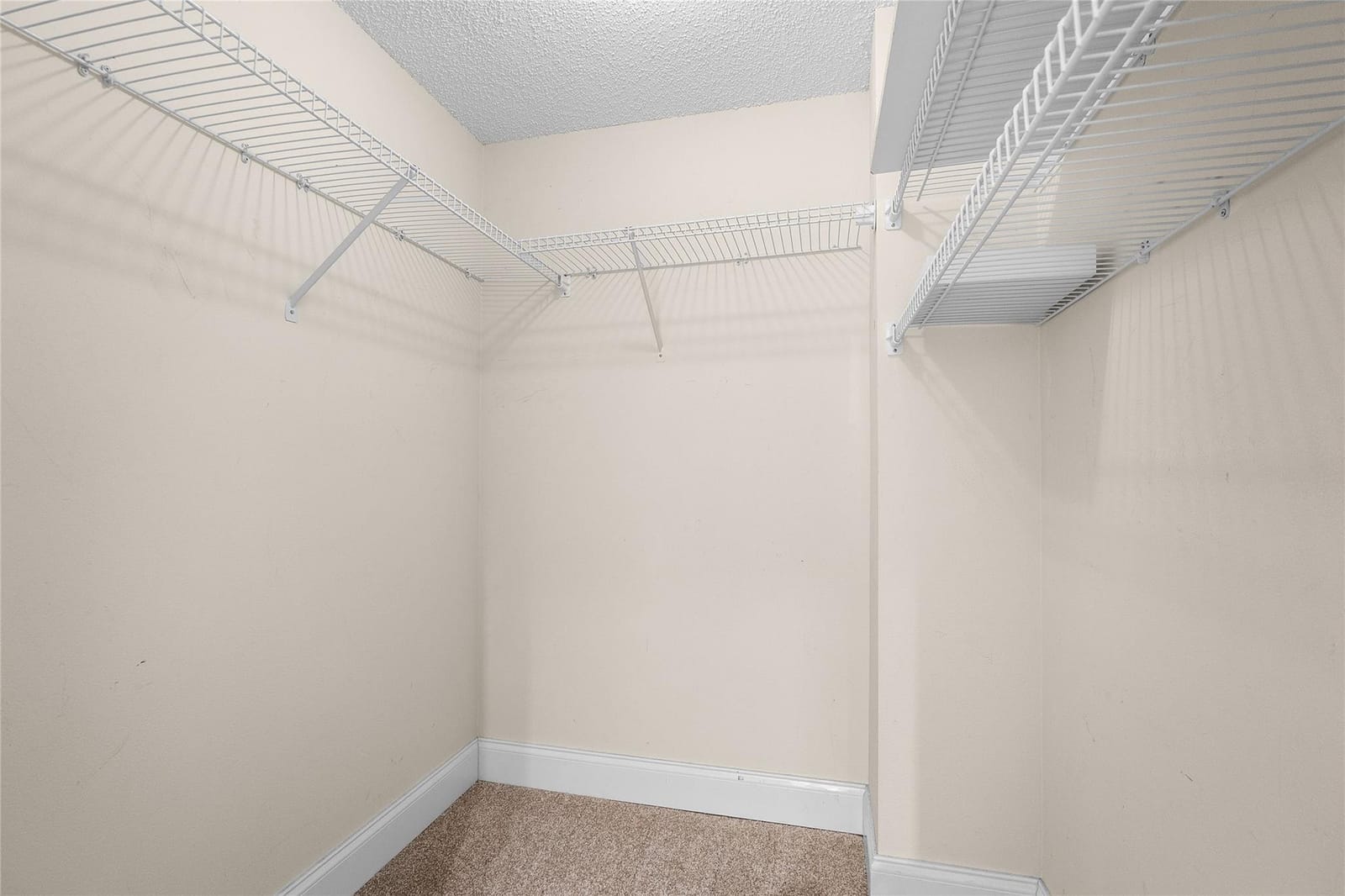 535 Oaks Drive 508 — photo 10