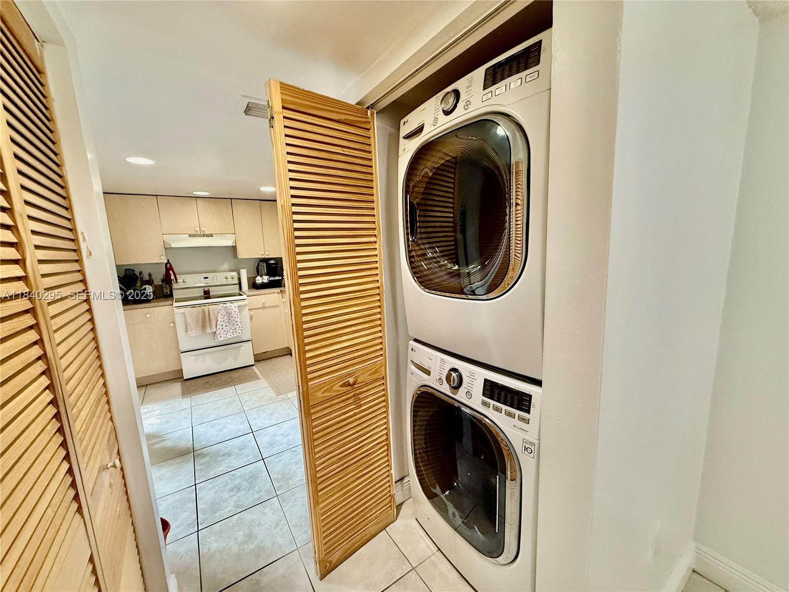 8331 SW 157th Avenue 405, Miami, FL 33193 photo 6