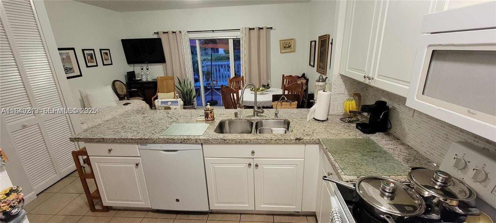 1655 NE 33rd Road 108-4 — photo 9