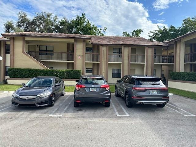 11315 Royal Palm Boulevard H-3, sold in Grenadier West, Coral Springs, FL