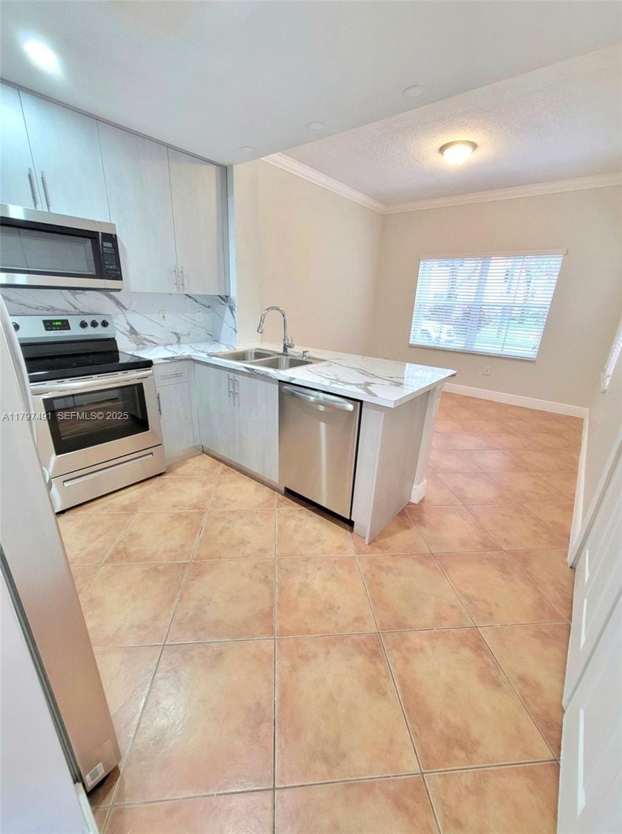 8551 NW 141st Terrace 301, Miami Lakes, FL 33016 photo 9