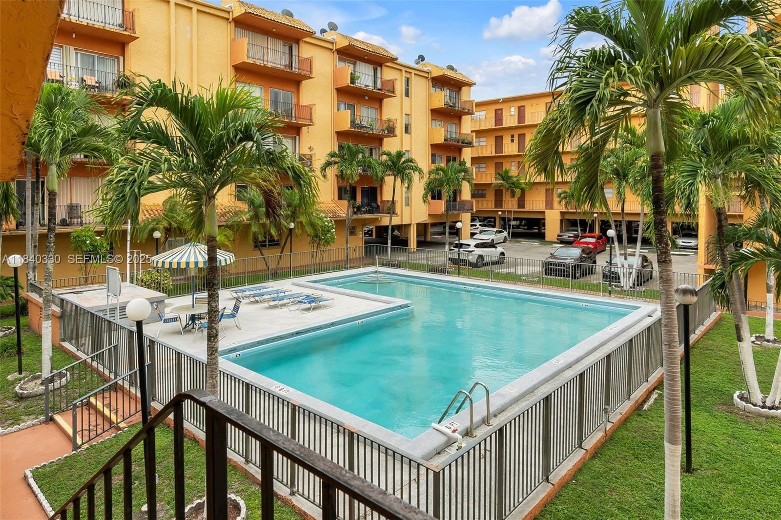 1900 W 54th Street 101, Hialeah, FL 33012