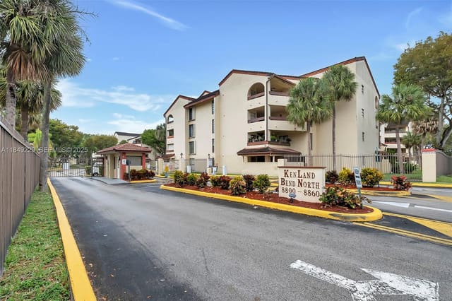 8800 SW 123rd Court J210, sold in Kenland Bend North Condo, Miami, FL