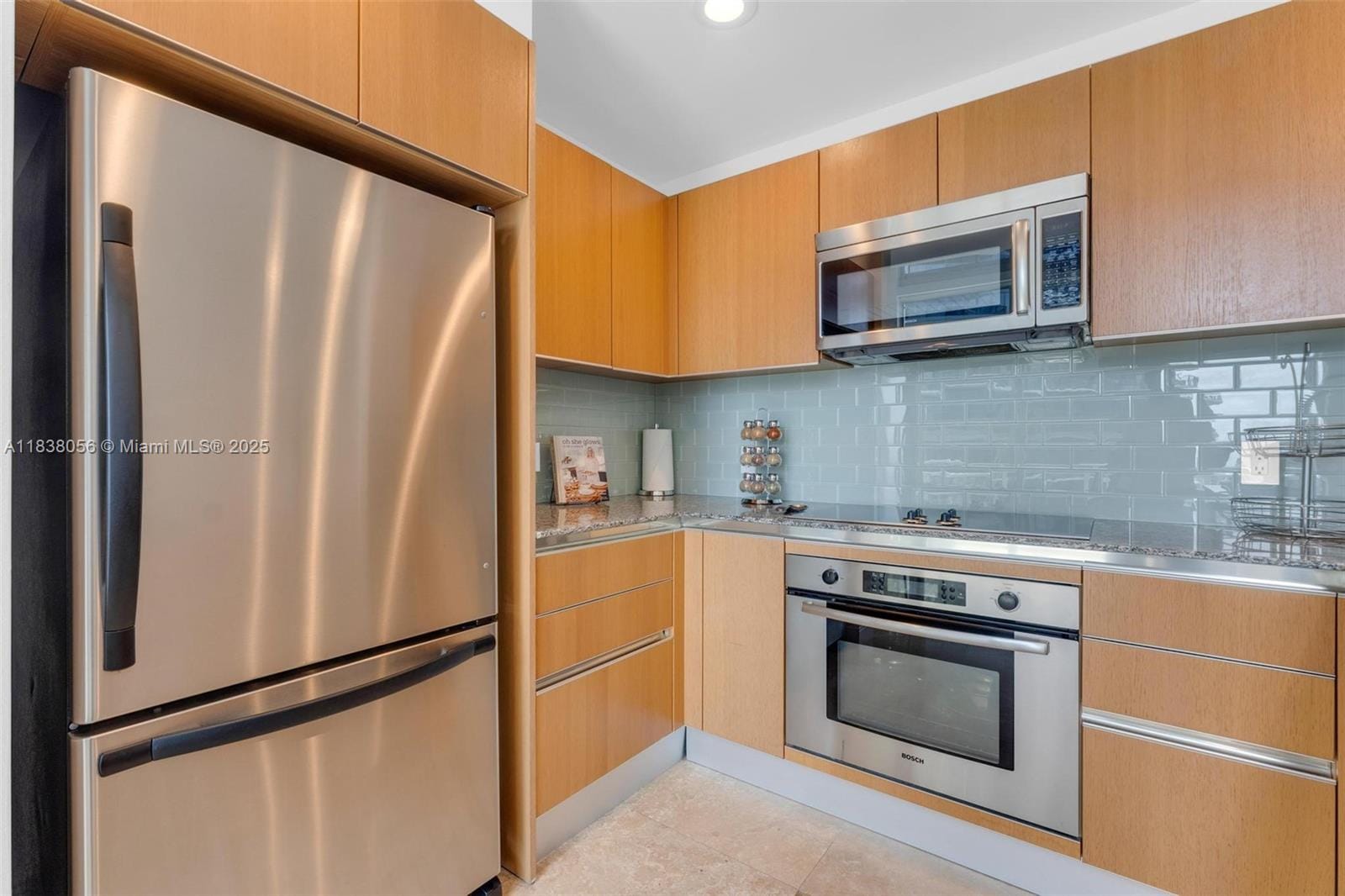 1050 Brickell Avenue 2416, Miami, FL 33131 photo 11
