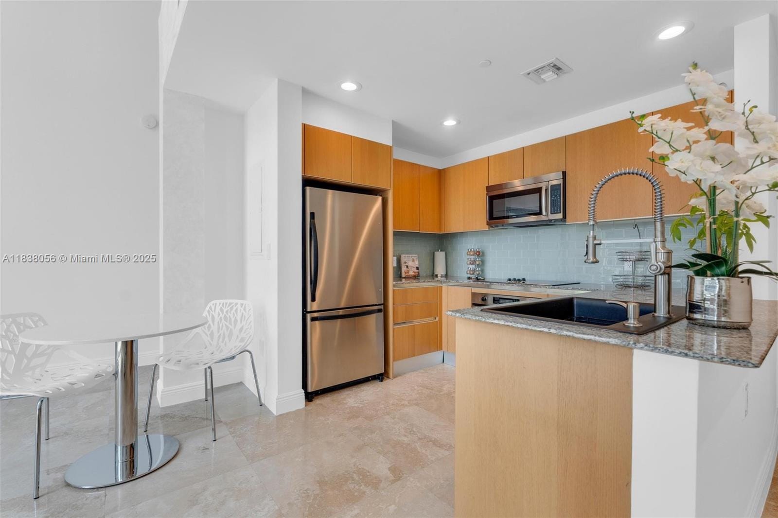 1050 Brickell Avenue 2416, Miami, FL 33131 photo 16