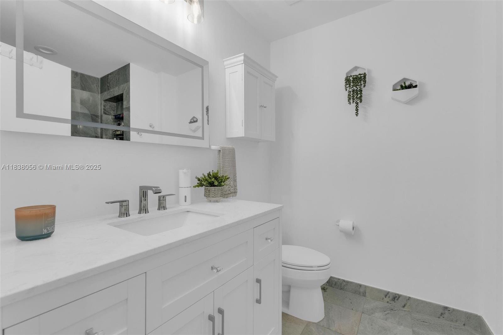 1050 Brickell Avenue 2416, Miami, FL 33131 photo 26