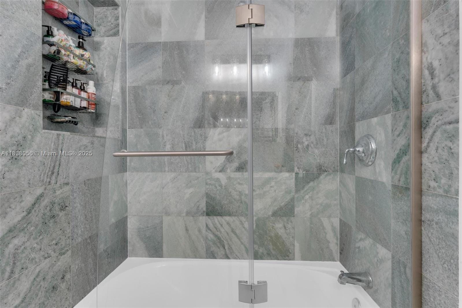 1050 Brickell Avenue 2416, Miami, FL 33131 photo 27