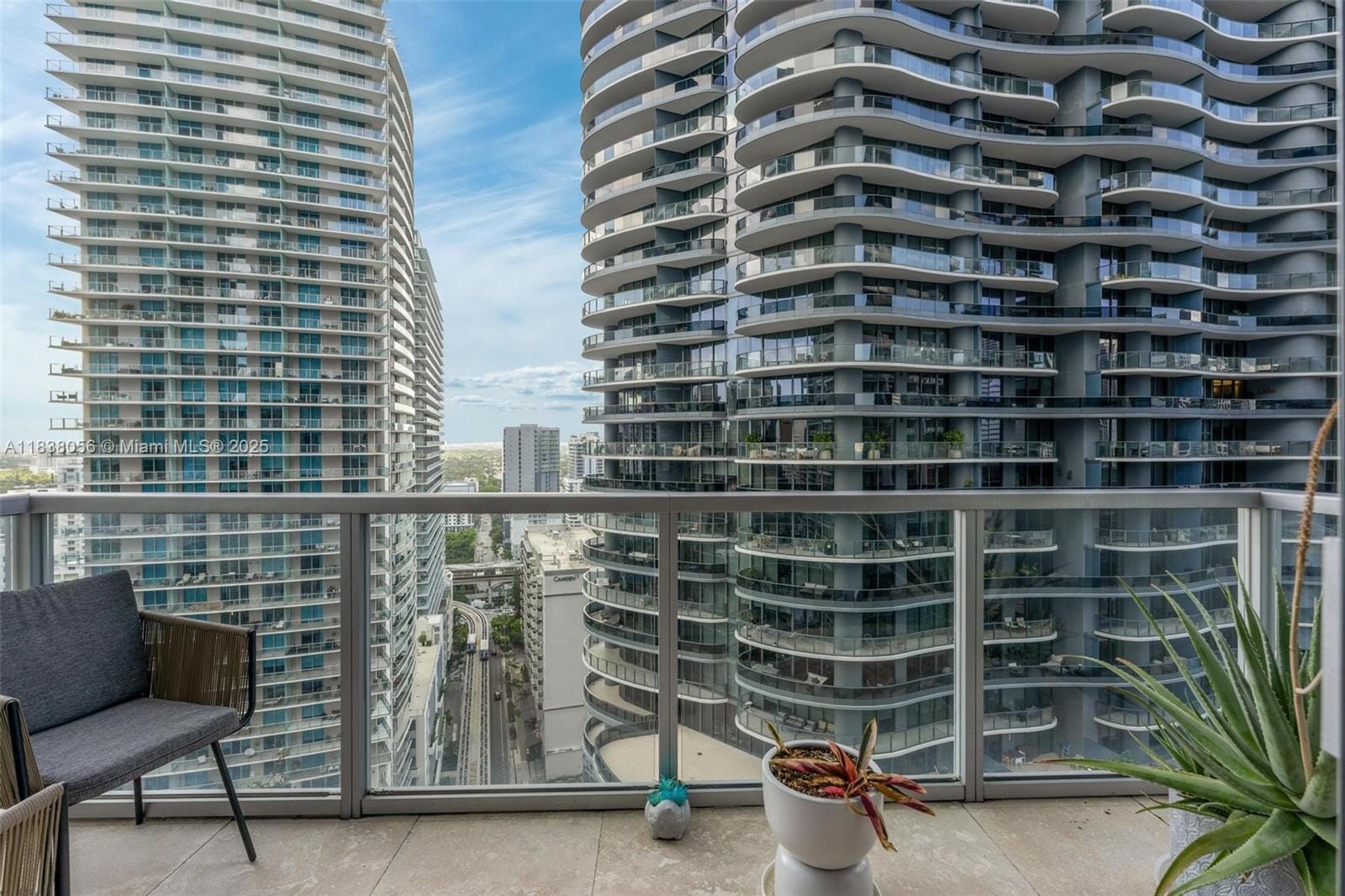 1050 Brickell Avenue 2416, Miami, FL 33131 photo 30