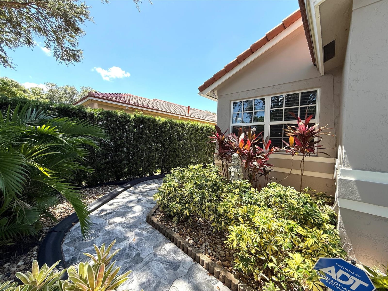 13549 NW 5th Court — photo 2