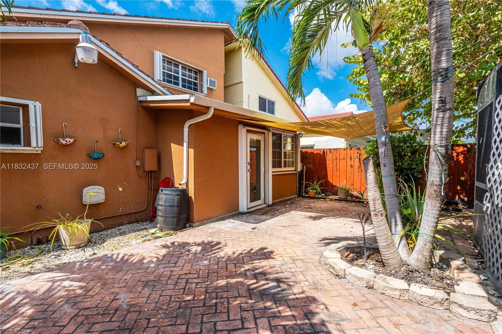 7811 SW 9th Terrace, Miami, FL 33144 photo 3