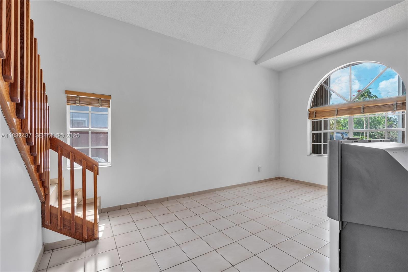7811 SW 9th Terrace, Miami, FL 33144 photo 7