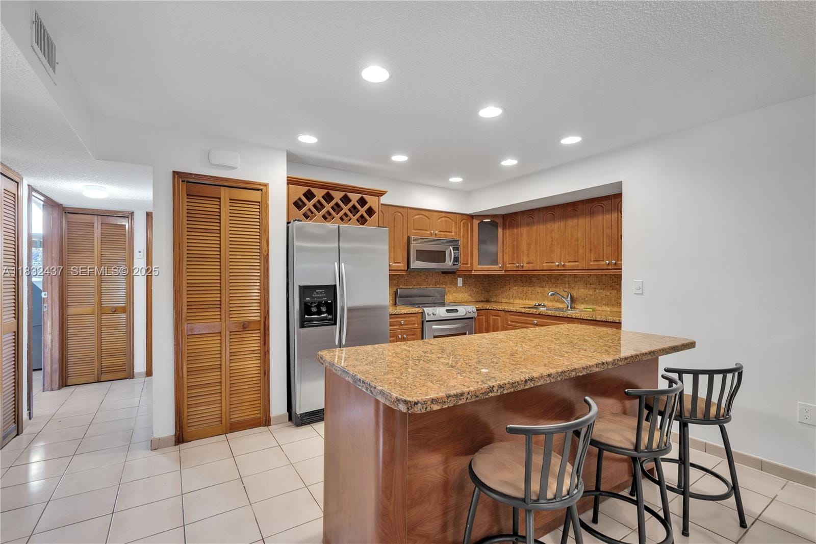 7811 SW 9th Terrace, Miami, FL 33144 photo 9