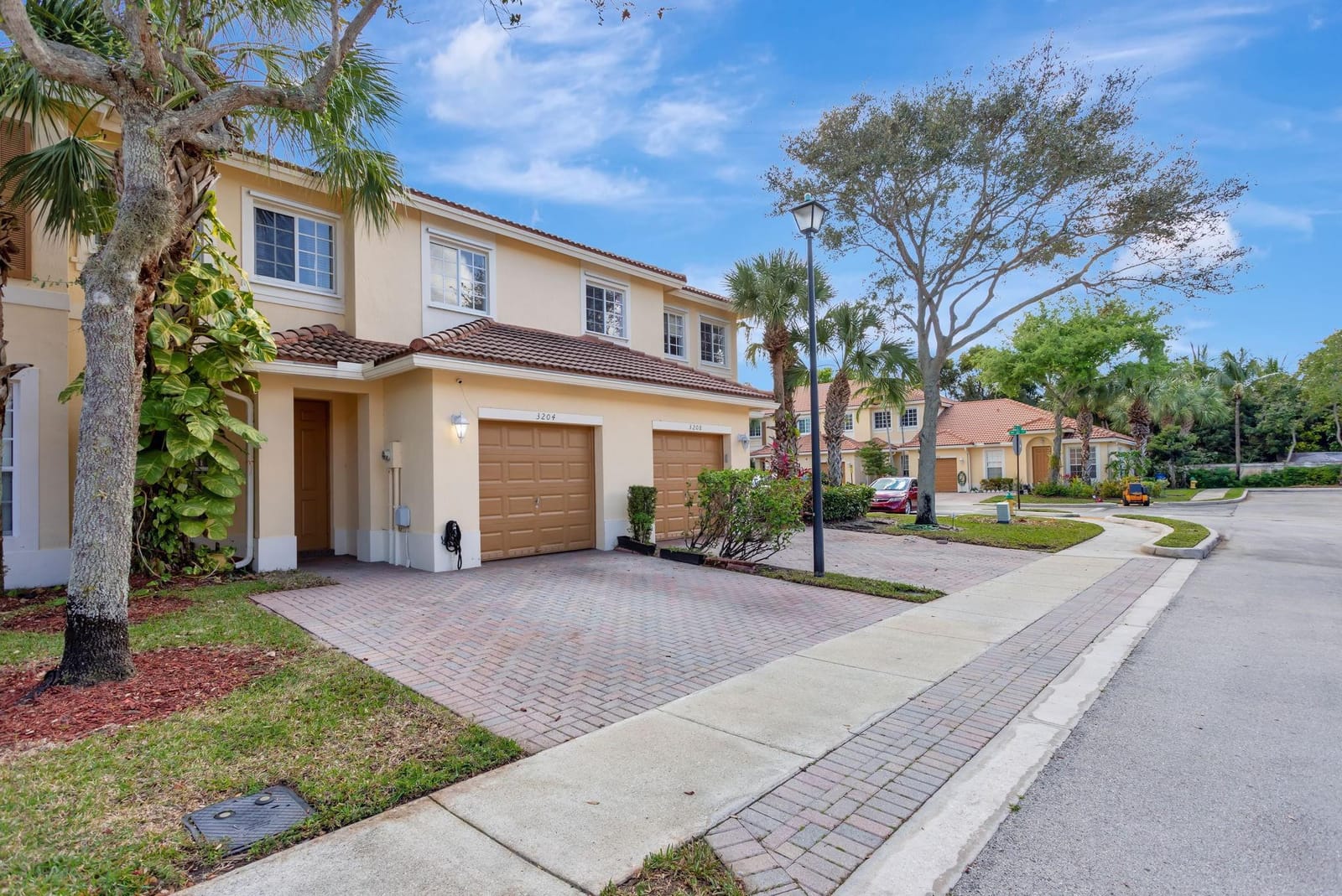 3204 NW 33rd Street, Oakland Park, FL 33309