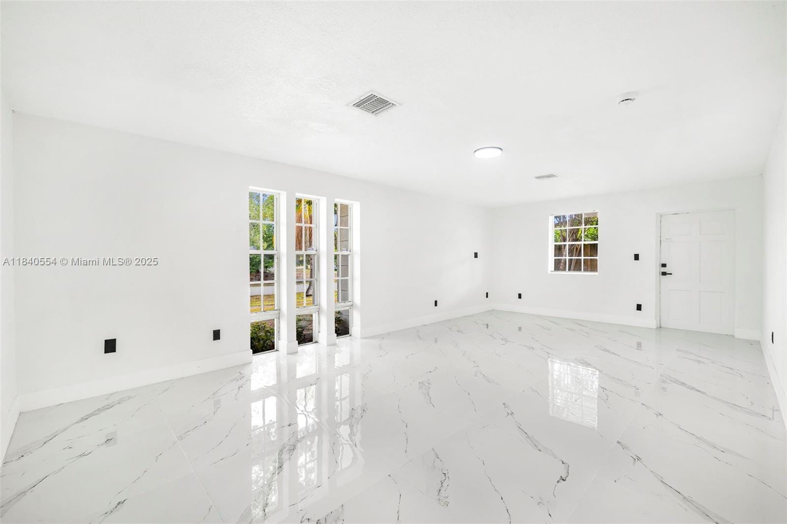 10520 SW 160th Street, Miami, FL 33157 photo 4