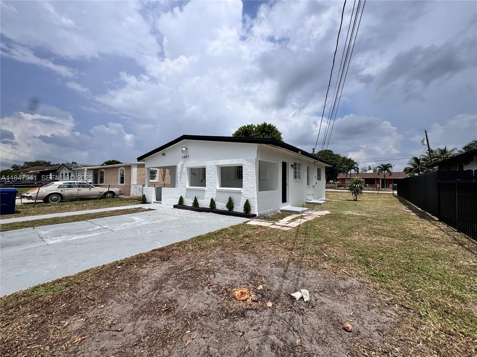 1467 NW 154th Street — photo 3