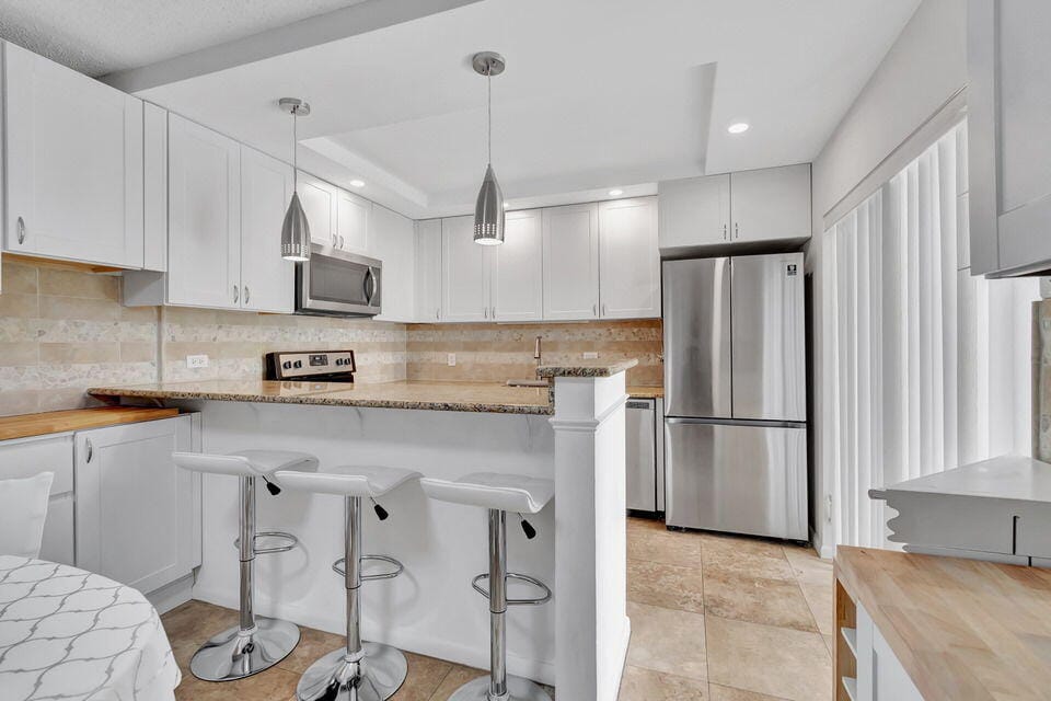 1700 Embassy Drive 805, West Palm Beach, FL 33401 photo 14