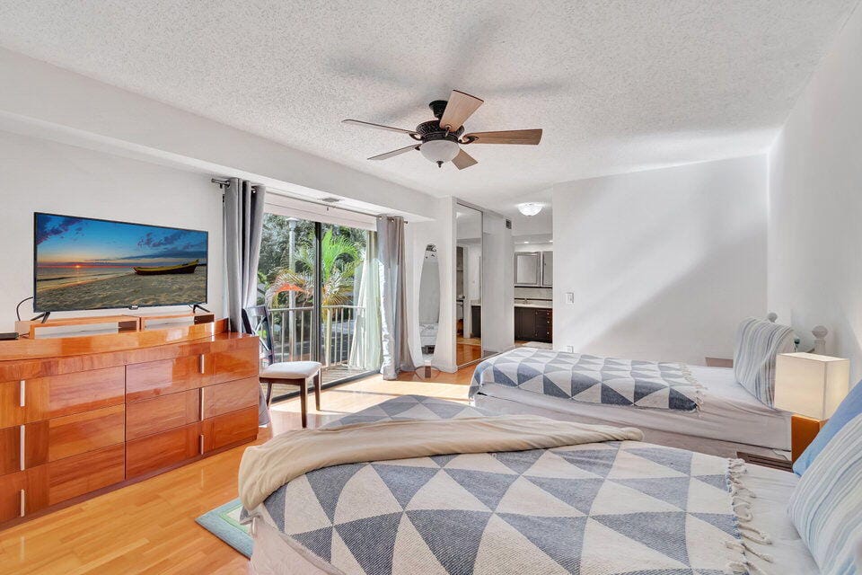 1700 Embassy Drive 805, West Palm Beach, FL 33401 photo 26