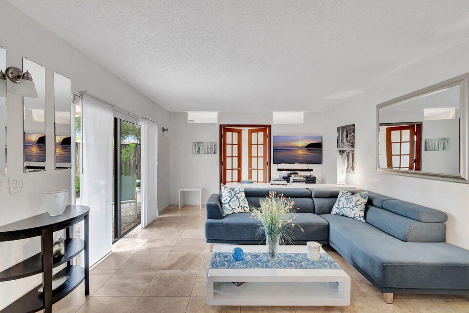 1700 Embassy Drive 805, West Palm Beach, FL 33401 photo 7