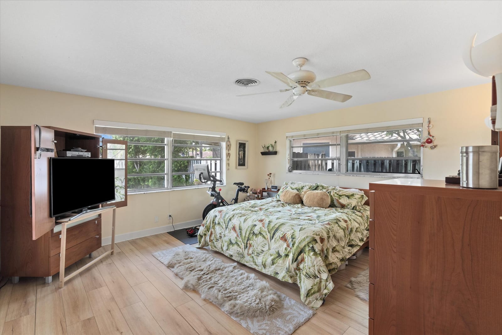 1250 SE 10th Street, Deerfield Beach, FL 33441 photo 13