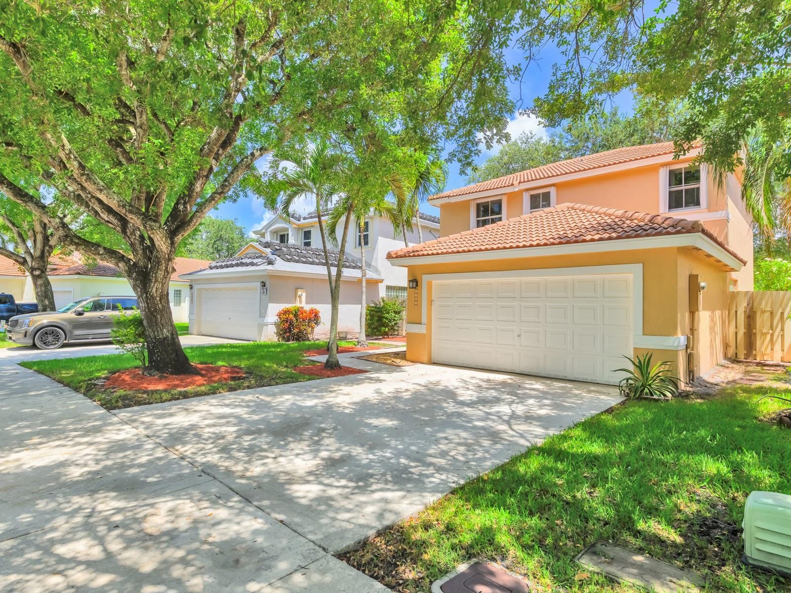 15037 SW 50th Court — photo 3