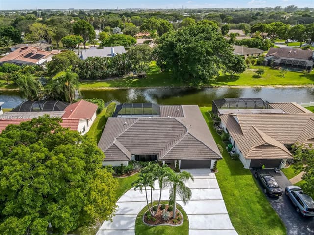 11396 NW 3rd Place, Coral Springs, FL 33071