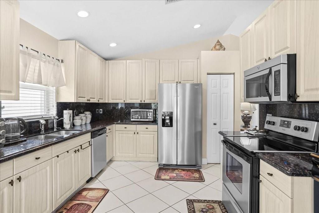 6358 Westchester Club Drive, Boynton Beach, FL 33437 photo 7