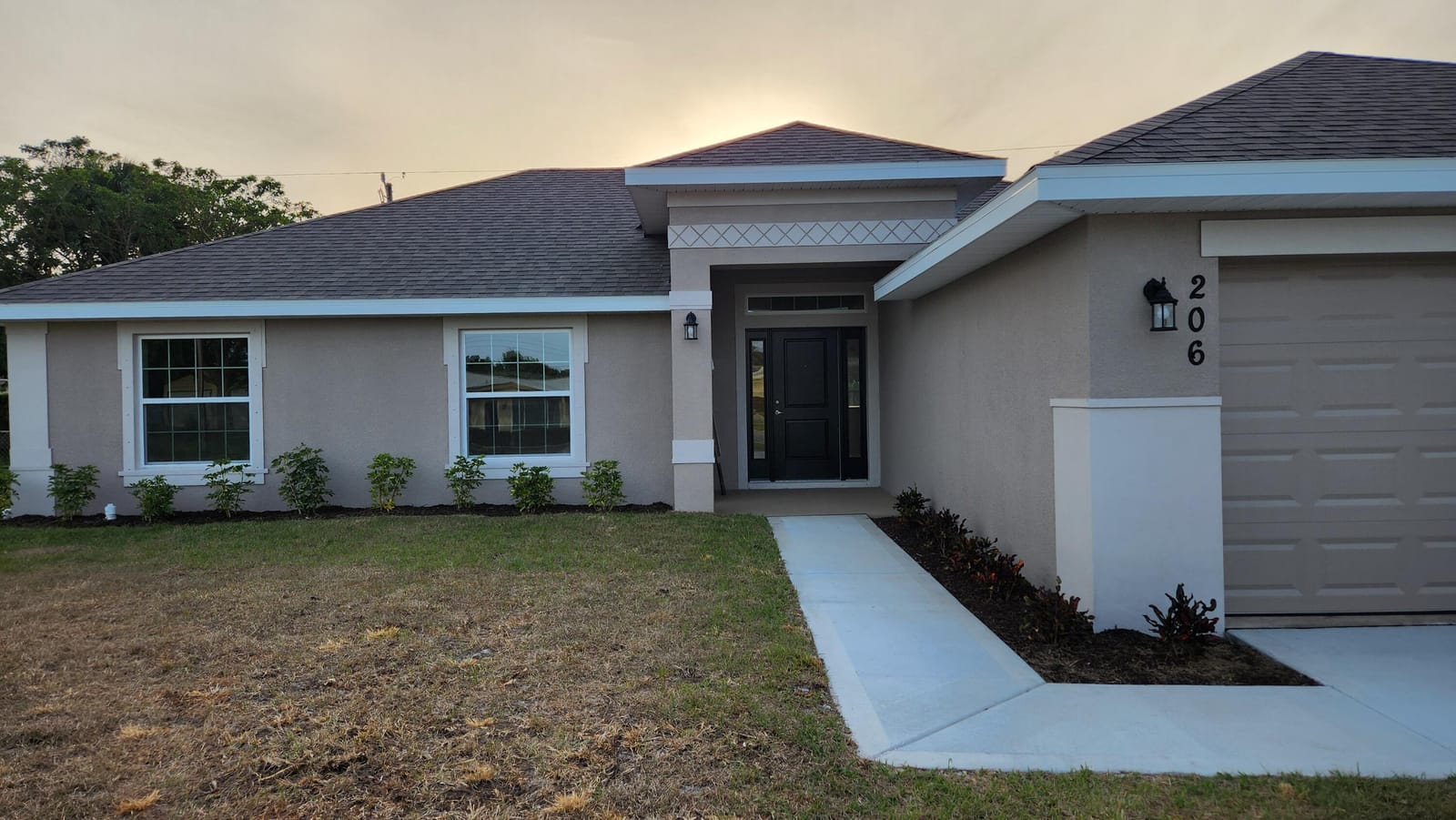 233 SW Becker Road — photo 3