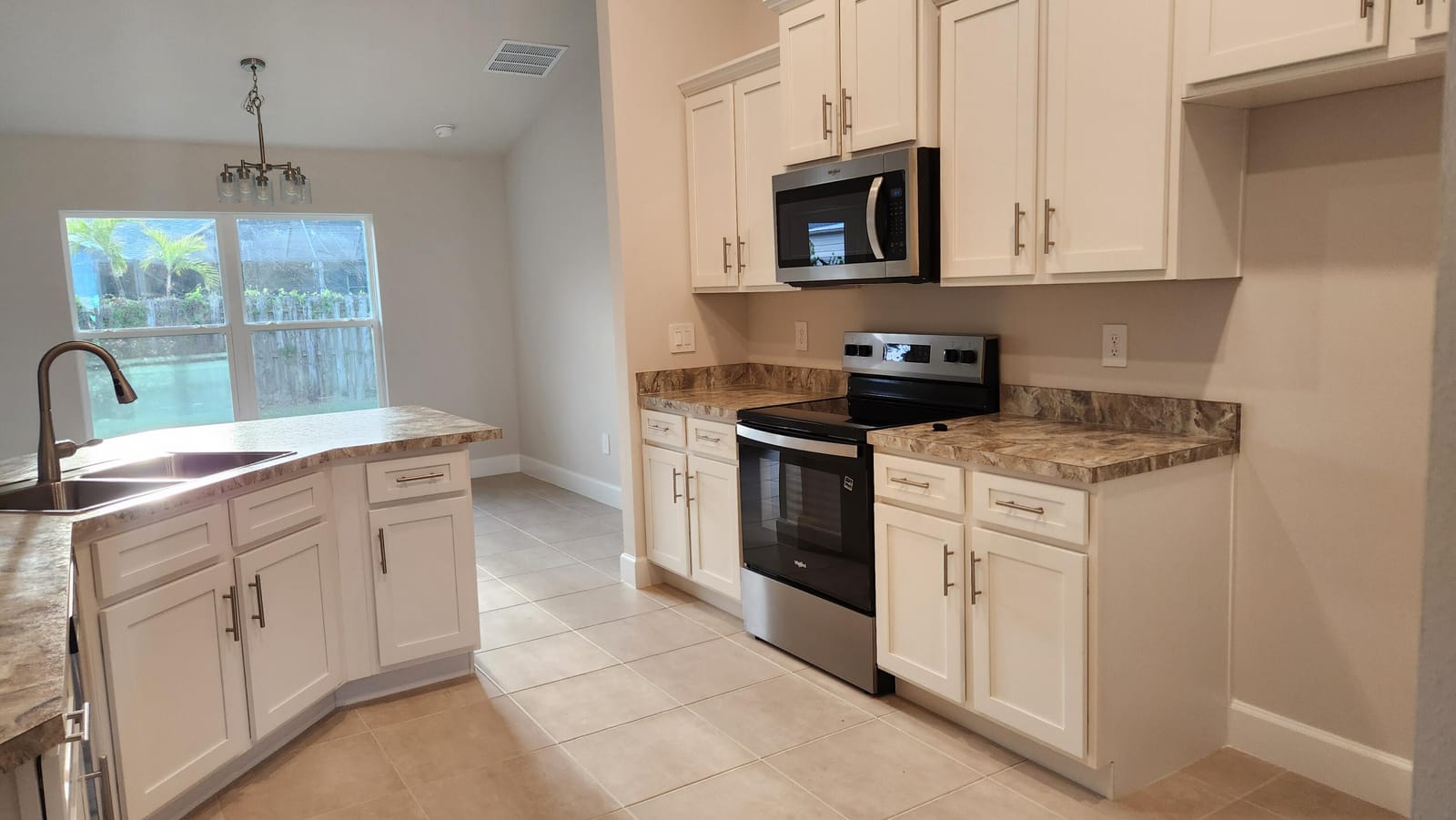 233 SW Becker Road — photo 4