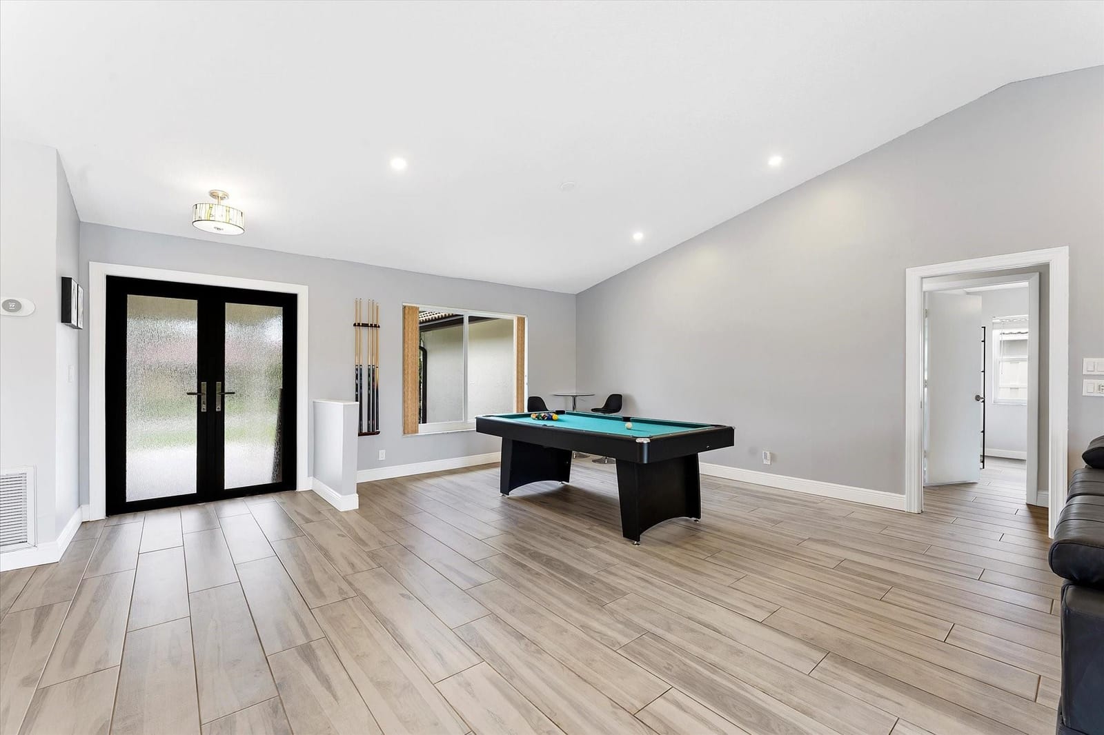 8684 SW 1st Place — photo 5