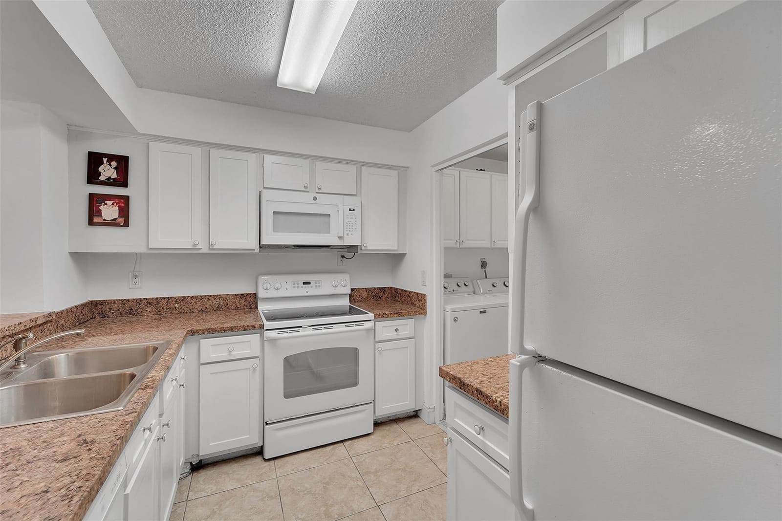 1265 SW 46th Avenue 2205 — photo 6