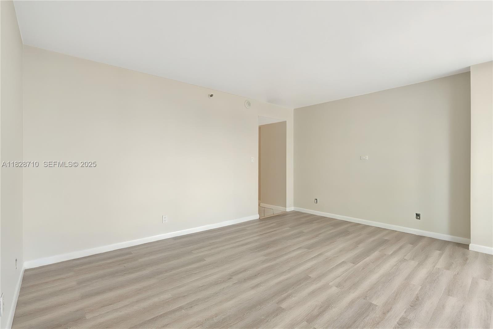 1627 Brickell Avenue 2006 — photo 9