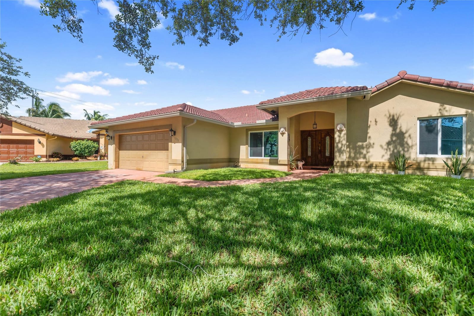 5392 SW 11th Street, Plantation, FL 33317
