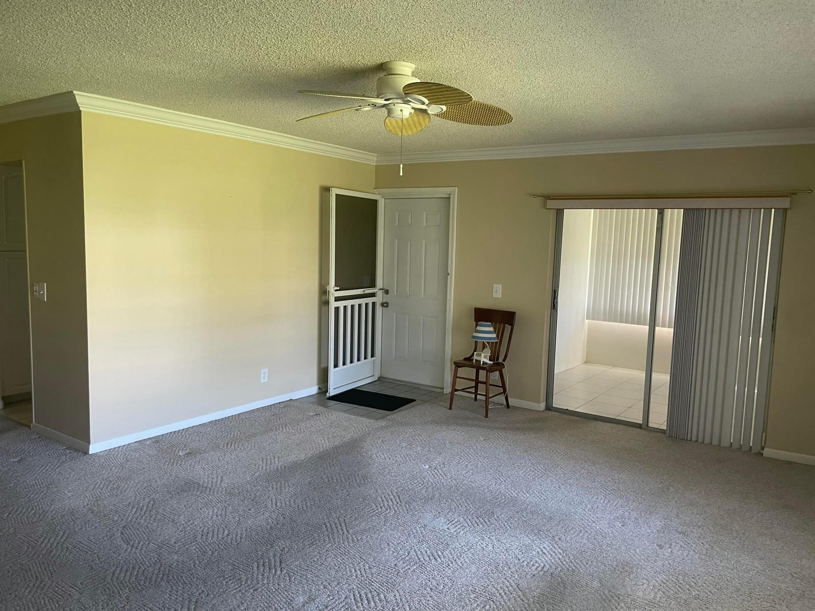 785 High Point Drive W A — photo 2