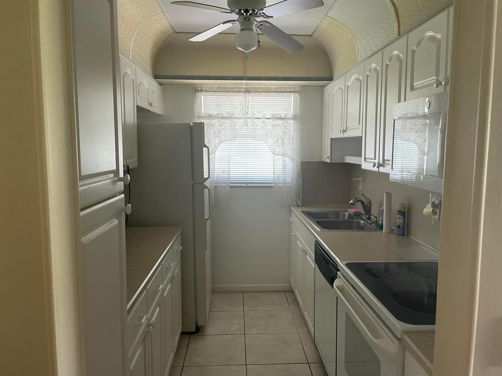 785 High Point Drive W A — photo 8