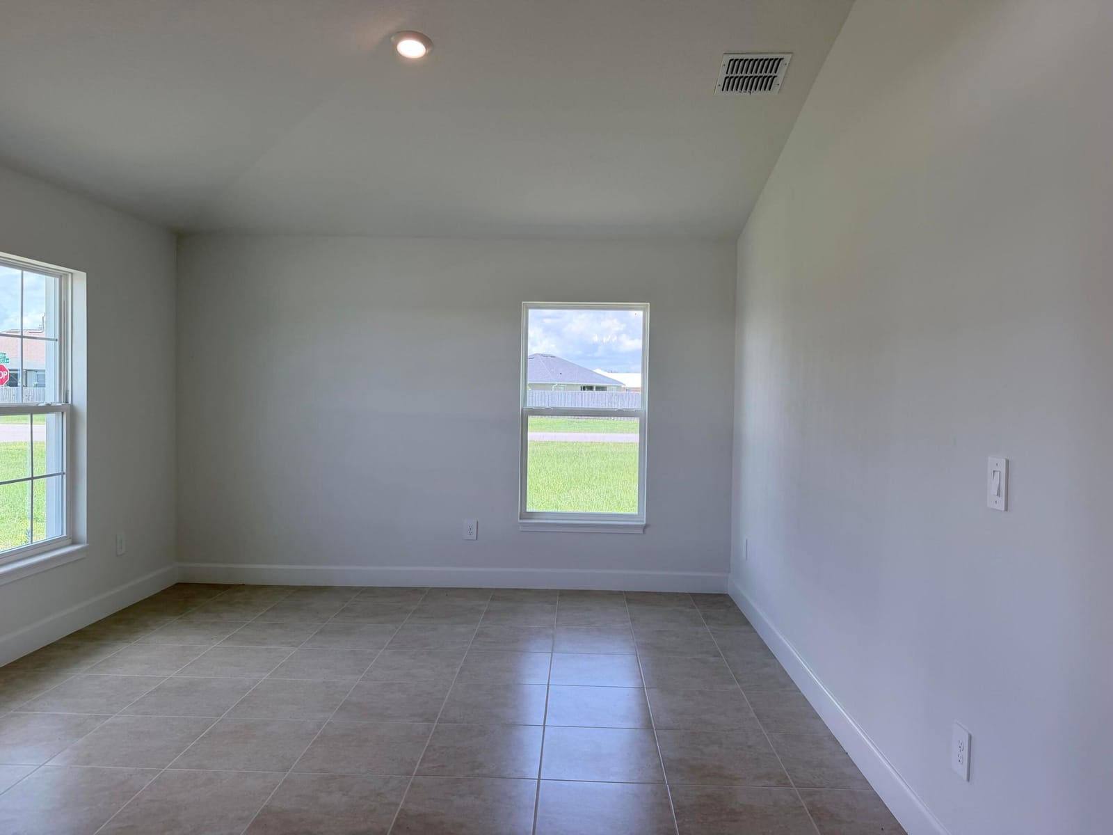 5801 NW Dana Circle — photo 6