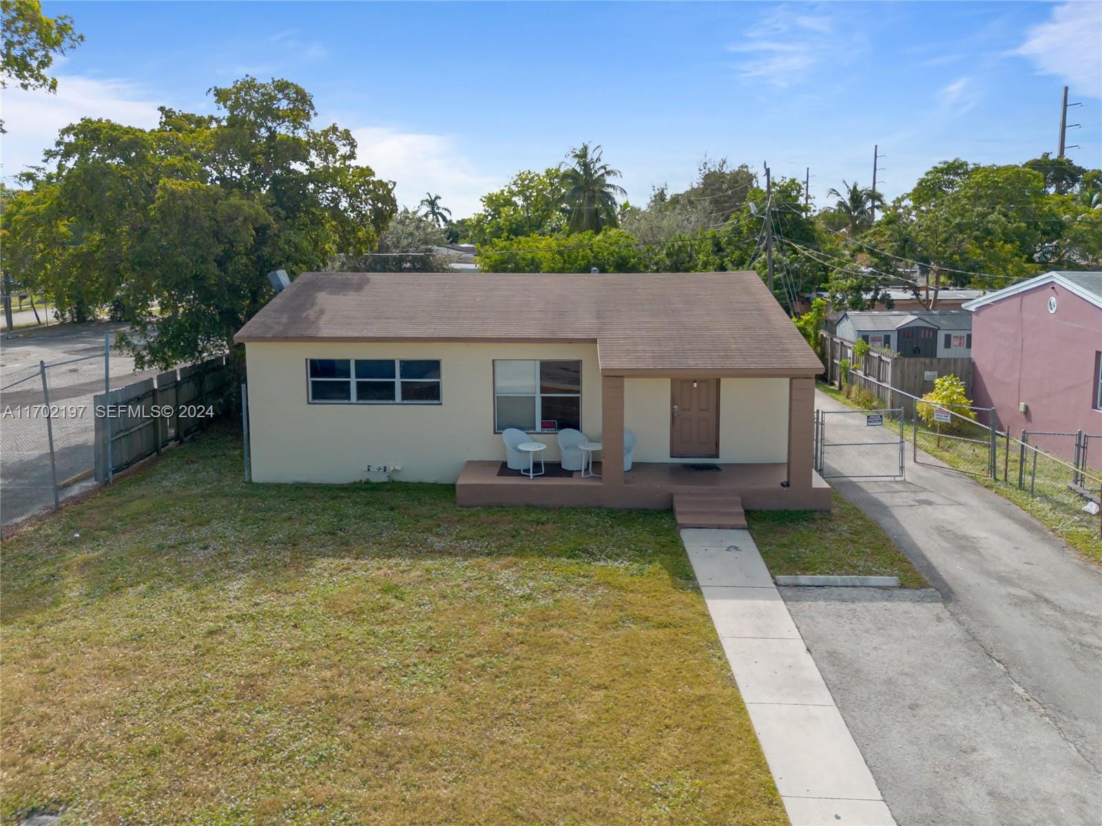806 NW 18th Street, Fort Lauderdale, FL 33311