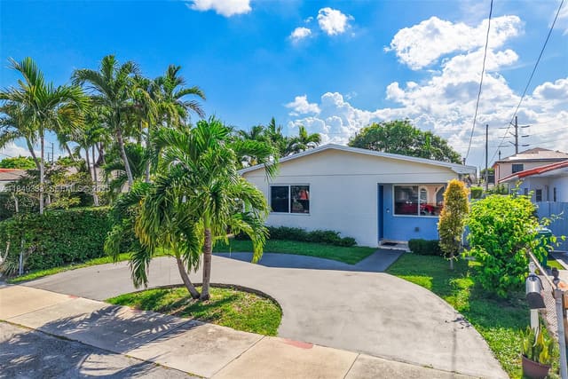 250 NW 61st Avenue, Miami, FL 33126