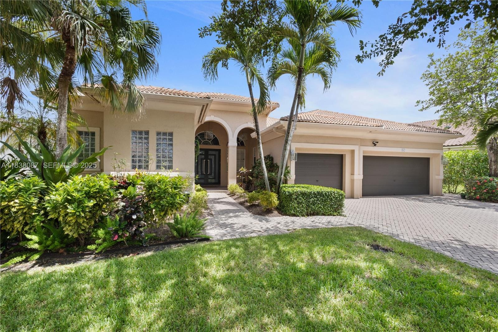 932 NW 123rd Drive, Coral Springs, FL 33071
