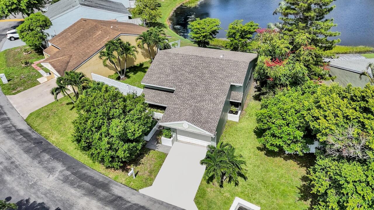 38 Paxford Lane, Boynton Beach, FL 33426 photo 3