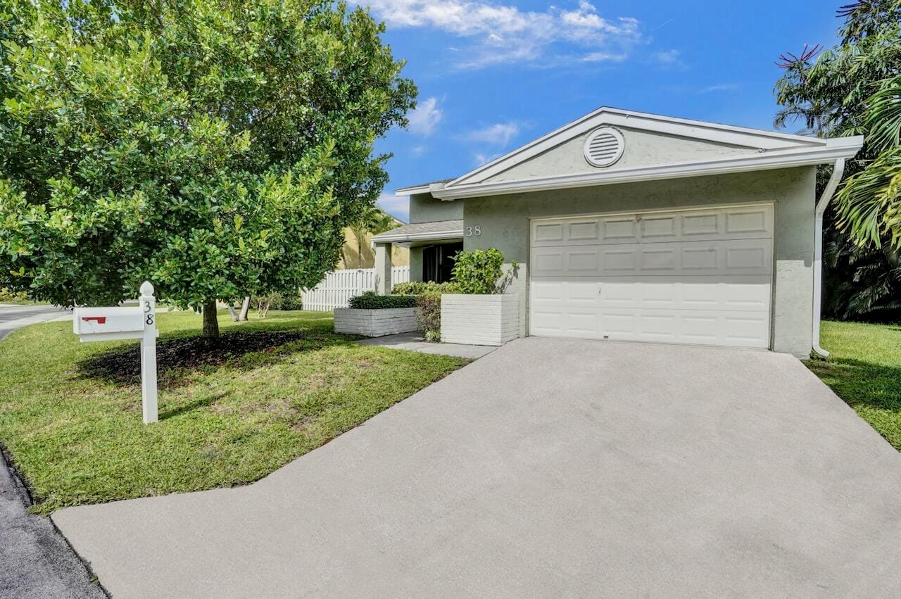 38 Paxford Lane, Boynton Beach, FL 33426 photo 7