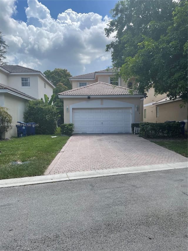 133 NW 97th Way, Coral Springs, FL 33071