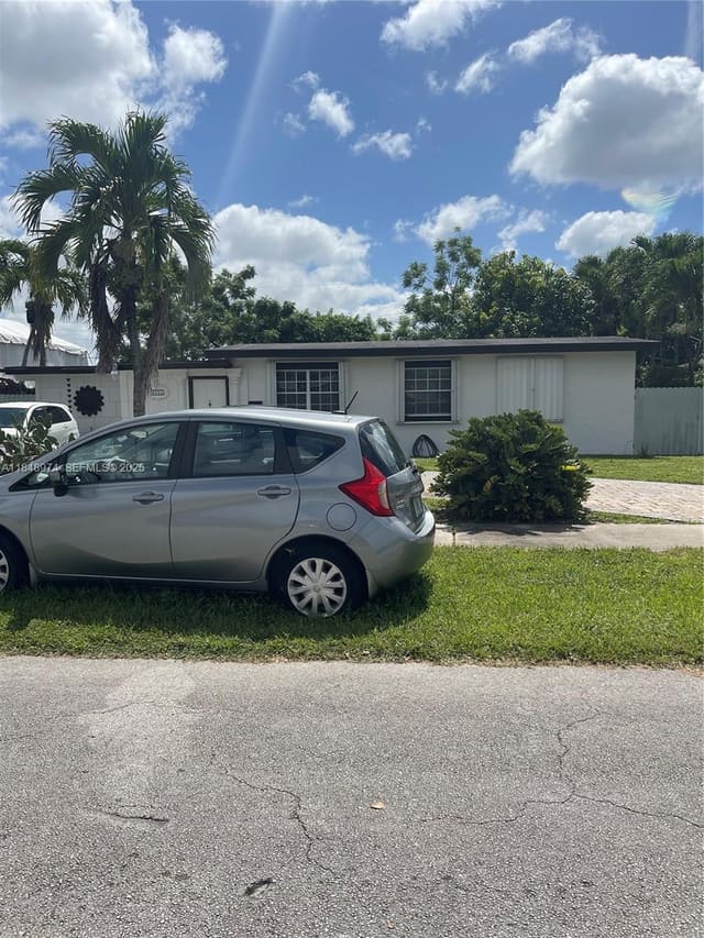 3101 SW 103rd Court, sold in Lee Manor 3rd Addn, Miami, FL