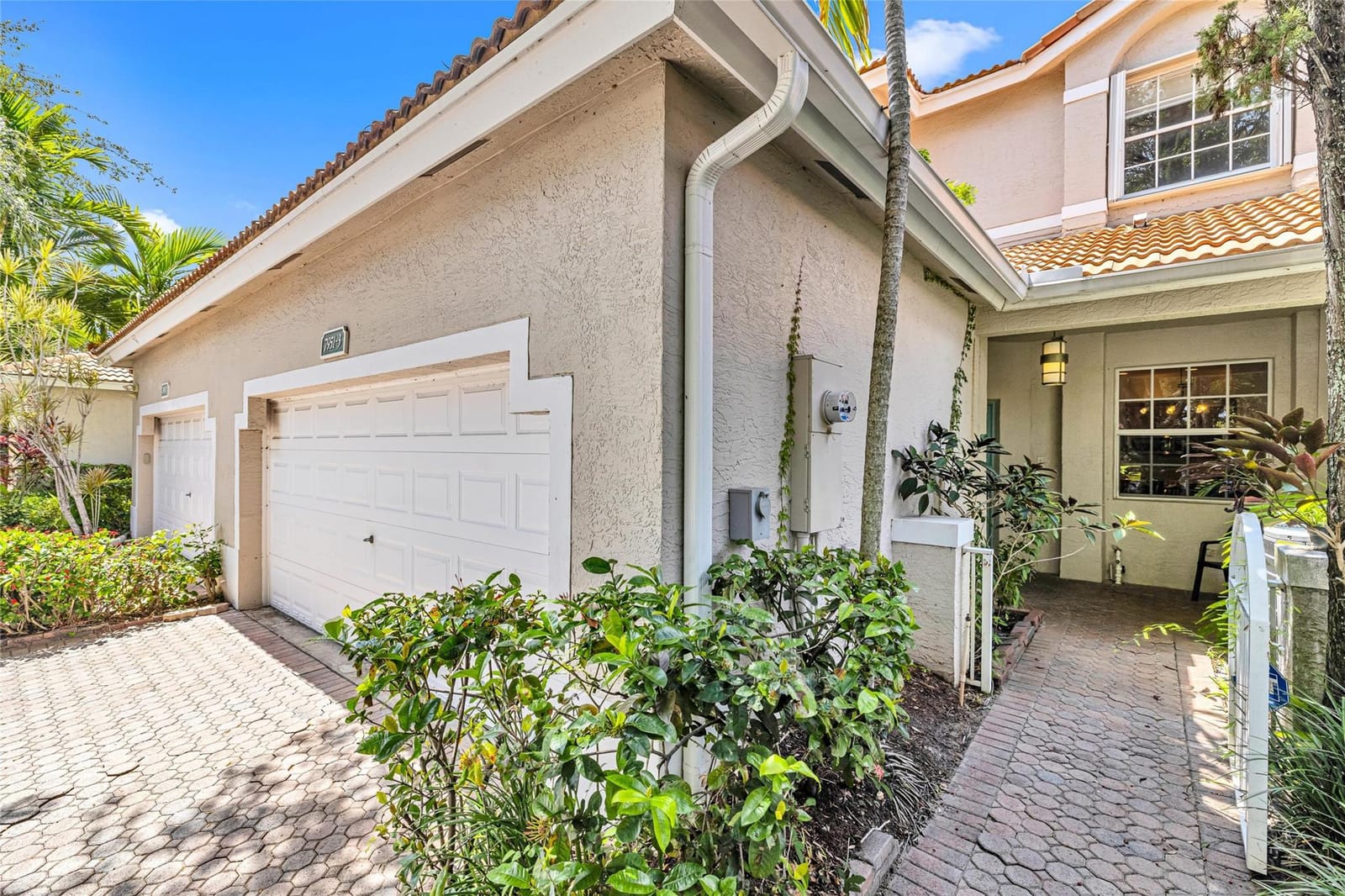 7951 S Aragon Boulevard 3, Sunrise, FL 33322 photo 3