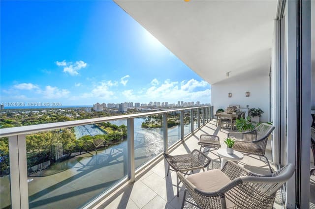 1180 N Federal Highway 1501, Riva, Fort Lauderdale, FL