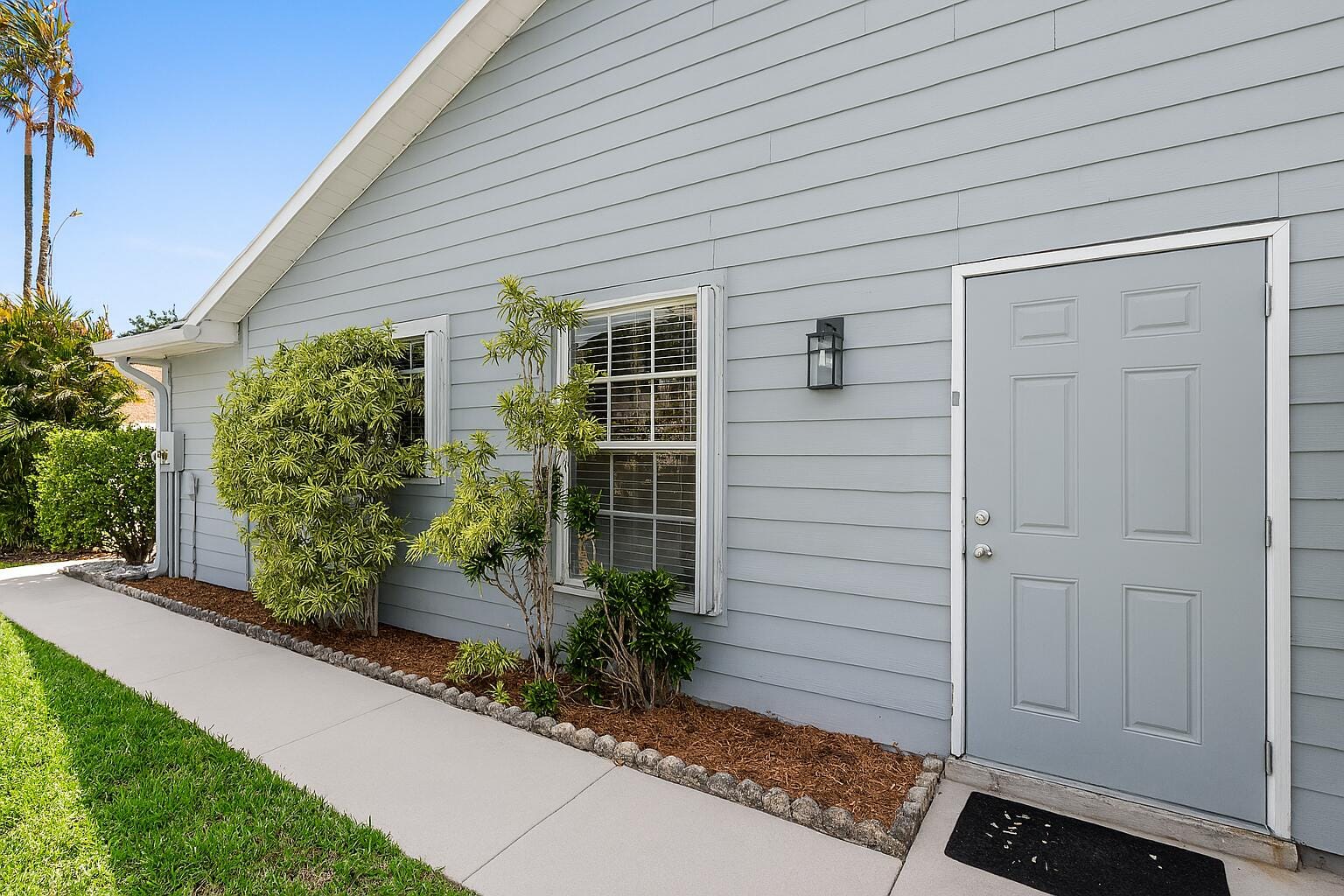 1557 Royal Forest Court, West Palm Beach, FL 33406