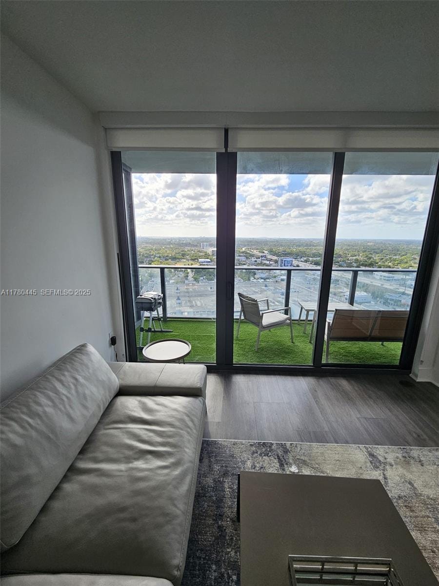 121 NE 34 Street 2511 — photo 4