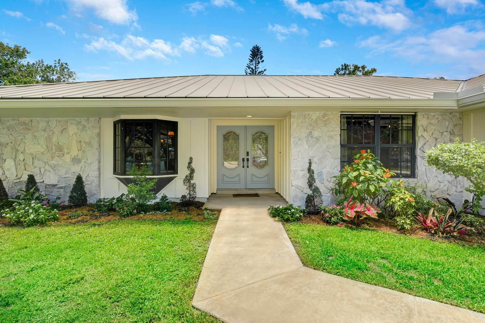 18784 Falcon Way — photo 3