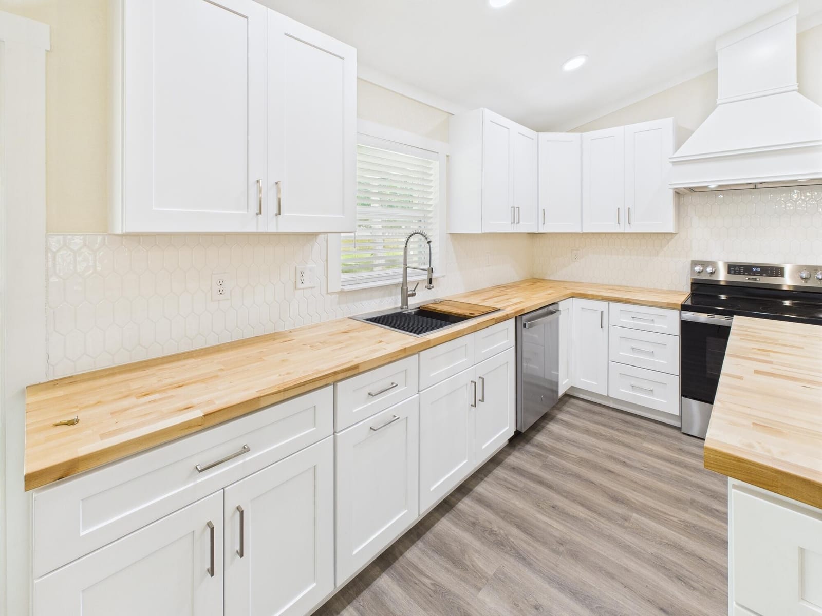 7286 NE 4th Street — photo 12