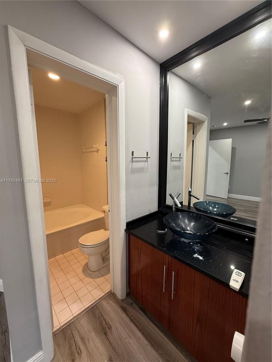 430 SE 7th Street 304E, Dania Beach, FL 33004 photo 12